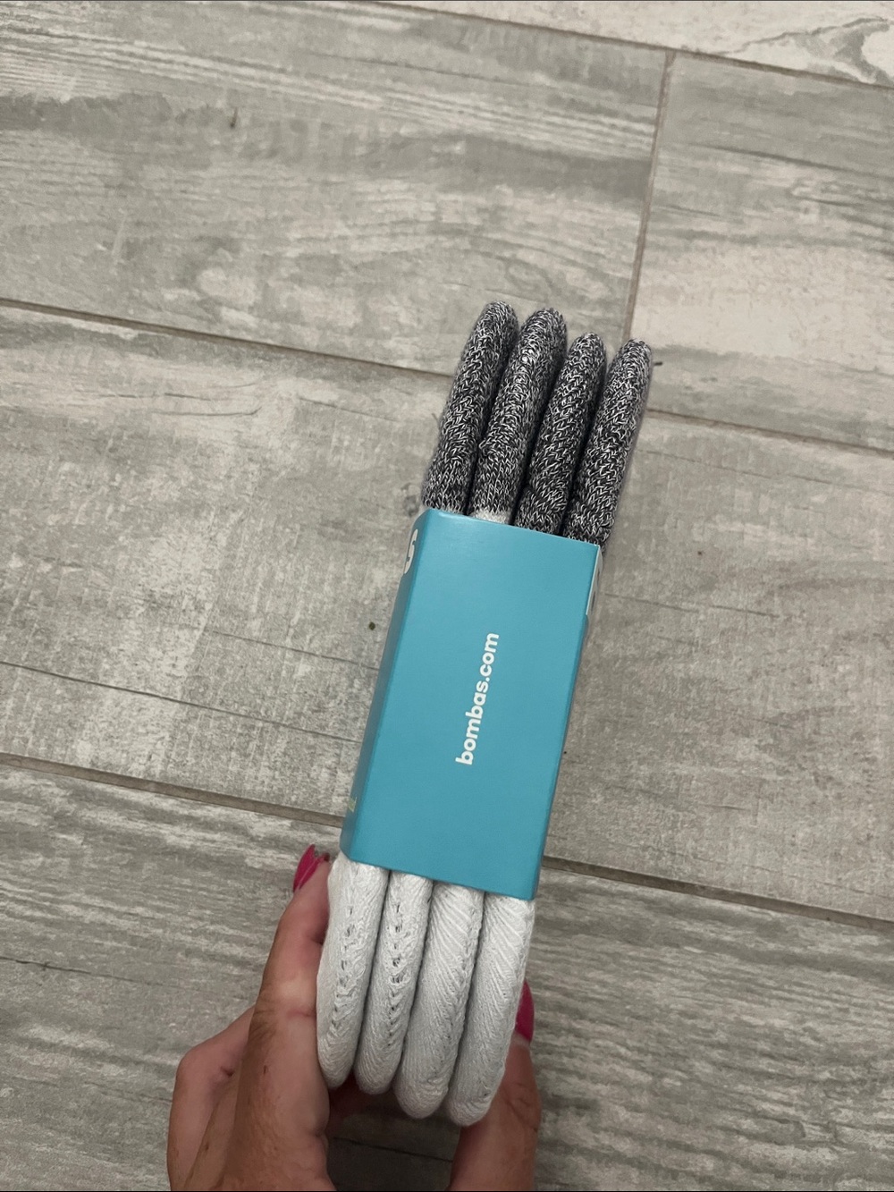 Bombas No-Show Athletic Socks in White and Gray - Picture 4 of 4